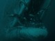 Whalefall: nella balena, il trailer del nuovo thriller con Brolin e Abrams