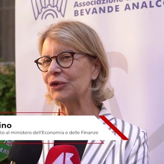 Economia: Savino (Mef), 'Sugar tax: obiettivo annullarla, alle imprese servono certezze' Economia: Savino (Mef), 'Sugar tax: obiettivo annullarla, alle imprese servono certezze'