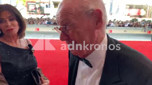 Venezia 83, l'arrivo del conte Giovanni Volpi di Misurata sul red carpet