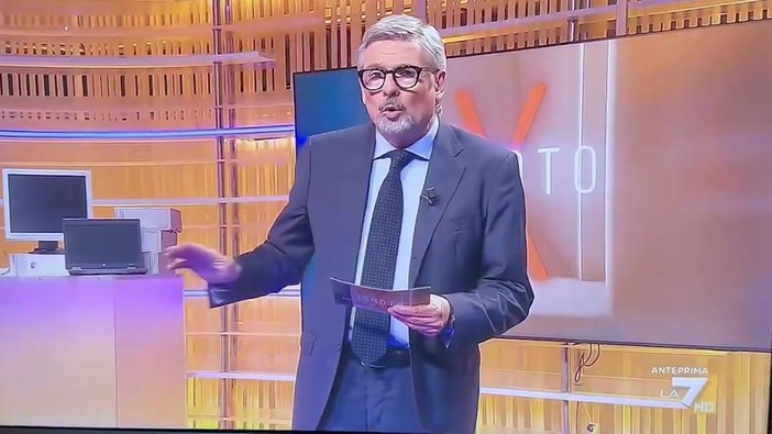Il lapsus di Pino Rinaldi in diretta su La7: "Vedremo tutto a 'Chi l'ha visto?'"