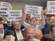 Milano, Salvini al Pirellone contestato dal Pd: "Pensa ai treni e agli aerei"
