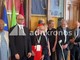 La strana coppia, Sharon Stone e Romano Prodi in Campidoglio tra sorrisi e complicità