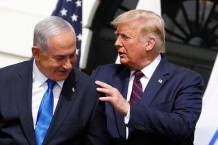 &quot;Telefonata di fuoco Trump-Netanyahu sul Qatar&quot;, il retroscena dopo l'attacco