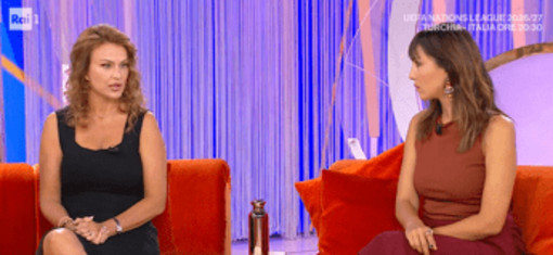 Eva Henger, la malattia della madre: "È stato difficile, una volta è sparita per tre giorni" Eva Henger, la malattia della madre: "È stato difficile, una volta è sparita per tre giorni"
