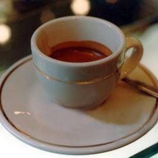 Il caffè 'fa bene' a cervello e intestino, ecco come ci aiuta