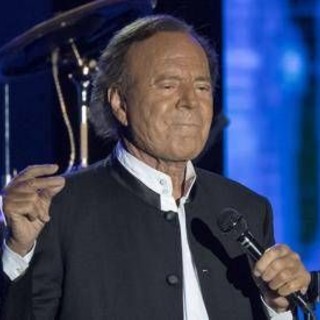 Julio Iglesias chiede l'archiviazione dell'indagine per presunti abusi Julio Iglesias chiede l'archiviazione dell'indagine per presunti abusi