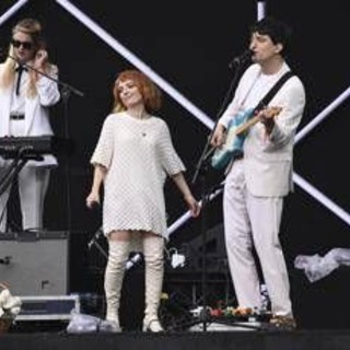 Sanremo 2026, chi sono Maria Antonietta e Colombre: la nuova coppia d'autore in gara Sanremo 2026, chi sono Maria Antonietta e Colombre: la nuova coppia d'autore in gara