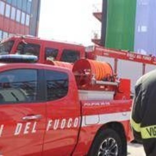 Ostia, in fiamme la cucina dello stabilimento balneare 'La Marinella'