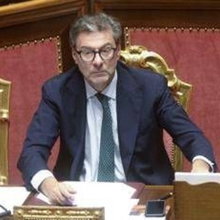 Giorgetti: "In 20 anni over 50 raddoppiati, maggior anzianità non è gap in termini produttività"