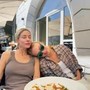 Sarah Felberbaum adotta Gaia, la figlia che De Rossi ha avuto con la precedente moglie Sarah Felberbaum adotta Gaia, la figlia che De Rossi ha avuto con la precedente moglie