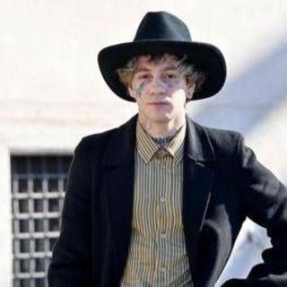 Sanremo 2026, Chiello chi è: esordi, la vita privata, l'amicizia con Rose Villain