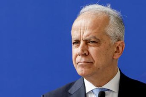 Piantedosi: "Mio addio al Viminale e ruolo in Europa pura fantasia" Piantedosi: "Mio addio al Viminale e ruolo in Europa pura fantasia"