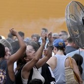 L'afa stringe la morsa sull'Italia, oggi 5 città in massima allerta caldo L'afa stringe la morsa sull'Italia, oggi 5 città in massima allerta caldo