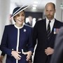 Kate Middleton omaggia Lady Diana e il suo iconico look navy