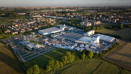 Mapei, innovazione e responsabilità al centro del 10° Bilancio di Sostenibilità Mapei, innovazione e responsabilità al centro del 10° Bilancio di Sostenibilità
