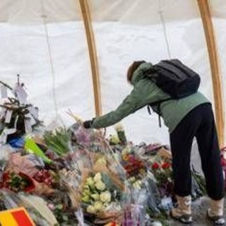 Crans-Montana, "risarcimenti urgenti": 10mila euro per ogni vittima Crans-Montana, "risarcimenti urgenti": 10mila euro per ogni vittima