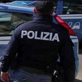 Propaganda estremista e manuali per realizzare armi: arrestato un 17enne a Teramo Propaganda estremista e manuali per realizzare armi: arrestato un 17enne a Teramo