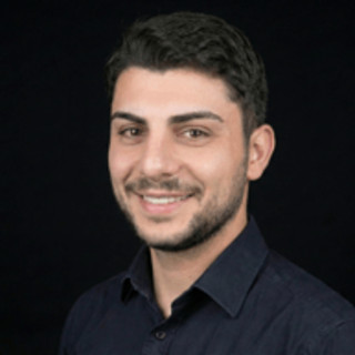 Shadow Ai: 68% dei dipendenti italiani la usa di nascosto, rischio milioni per le pmi Shadow Ai: 68% dei dipendenti italiani la usa di nascosto, rischio milioni per le pmi