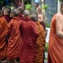 Bombardato monastero in Myanmar, 22 morti: bambini tra le vittime