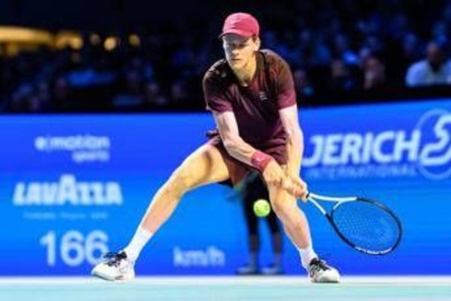 Sinner-Zverev in finale a Vienna: orario, precedenti e dove vederla in tv Sinner-Zverev in finale a Vienna: orario, precedenti e dove vederla in tv