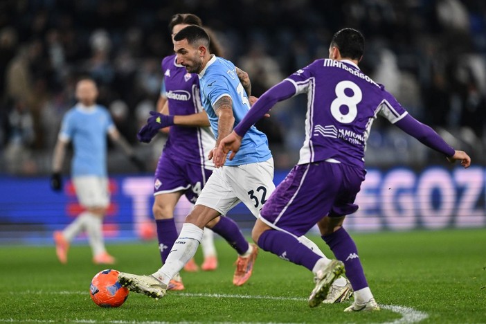 Finale thrilling all’Olimpico, Lazio-Fiorentina finisce 2-2 Finale thrilling all’Olimpico, Lazio-Fiorentina finisce 2-2