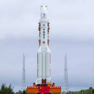 Cina, rimandato il lancio della sonda lunare Chang’e-7