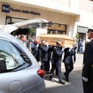 Pippo Baudo, oggi il 'ritorno a casa' a Militello per l'ultimo abbraccio