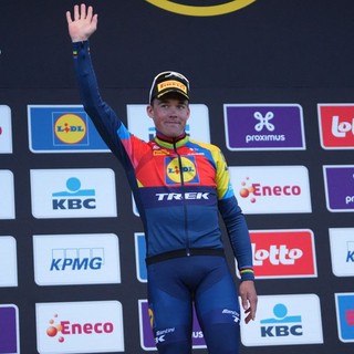 Pedersen vince in volata anche la 3^ tappa al Giro e torna in rosa