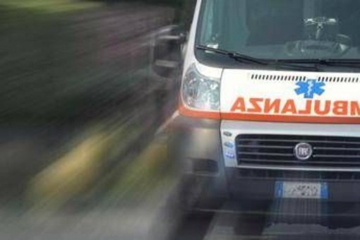 Frosinone, cade dal terzo piano di casa: grave 13enne Frosinone, cade dal terzo piano di casa: grave 13enne