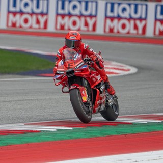Marc Marquez vince anche in Austria, Bezzecchi sul podio