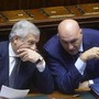 Iran, oggi Tajani e Crosetto in Parlamento. Opposizioni in pressing: "In Aula venga Meloni"