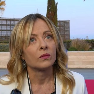 Meloni “Scostamento di bilancio? Vediamo, non stiamo escludendo niente”