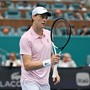 Più forte della pioggia e di Lehecka, Sinner vince a Miami: è Sunshine Double Più forte della pioggia e di Lehecka, Sinner vince a Miami: è Sunshine Double