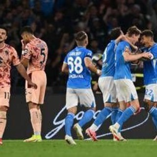Doppietta di McTominay stende il Torino, il Napoli in vetta a +3 sull'Inter