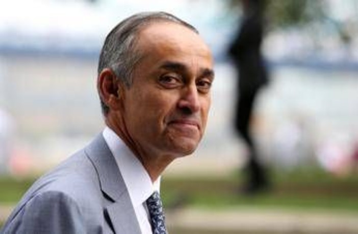Lord inglese 'scippato' a Capri, banditi in fuga con orologio da 300mila euro