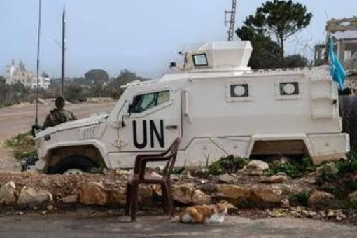 Libano, spari contro convoglio italiano Unifil. Tajani: "Danneggiato nostro veicolo, Israele chiarisca" Libano, spari contro convoglio italiano Unifil. Tajani: "Danneggiato nostro veicolo, Israele chiarisca"