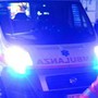 Auto investe due pedoni a Roma, morto un 38enne