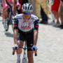 Ayuso vince in salita a Tagliacozzo, Roglic in maglia rosa