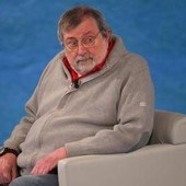 Addio a Francesco Guccini, il cantautore morto a 86 anni