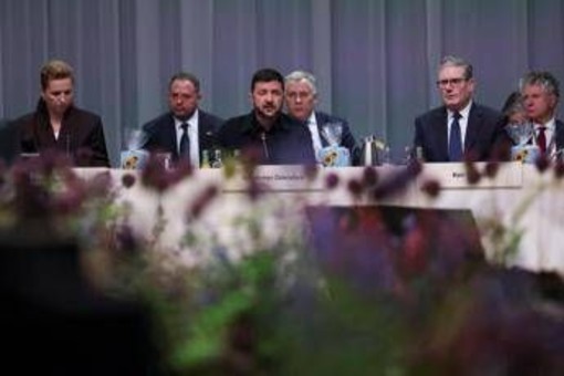 Russia: &quot;Risposta appropriata se Tomahawk a Ucraina&quot;. Zelensky: &quot;Mosca può violare spazio aereo ovunque in Europa&quot;