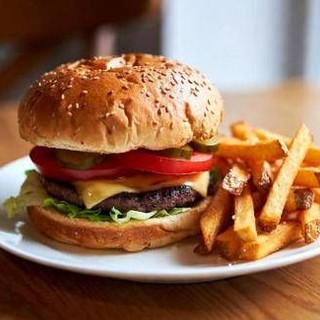 Cibo spazzatura manda il cervello in tilt, l'effetto sulla memoria: lo studio Cibo spazzatura manda il cervello in tilt, l'effetto sulla memoria: lo studio