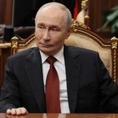 Ucraina-Russia, il nuovo piano di Putin: operazioni di terra contro Kiev e Chernihiv Ucraina-Russia, il nuovo piano di Putin: operazioni di terra contro Kiev e Chernihiv