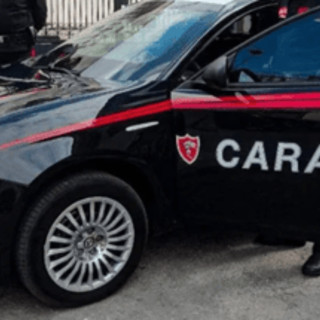 Torino, accoltella al volto giovane compagna: arrestato Torino, accoltella al volto giovane compagna: arrestato