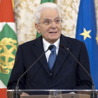 Mattarella “L’Ue si impegni per governare i movimenti migratori”