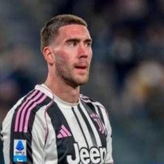Juventus, Comolli rinvia rinnovo Vlahovic: "Ne parleremo a fine stagione" Juventus, Comolli rinvia rinnovo Vlahovic: "Ne parleremo a fine stagione"