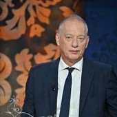 Peter Gomez confessa: "Ho la sindrome dell'impostore. L'amore? C'è, lei è molto più giovane di me" Peter Gomez confessa: "Ho la sindrome dell'impostore. L'amore? C'è, lei è molto più giovane di me"
