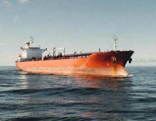 La flotta fantasma di Putin: "Così la Russia spia l'Europa dal mare"