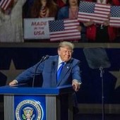 Cinquemila dollari a ogni americano? I 'Trump dividend' costerebbero oltre un trilione