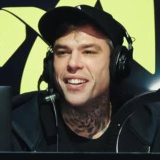 Fedez, 'lezione' a Ultima Generazione su aerei privati: &quot;Rompete solo le scatole&quot;