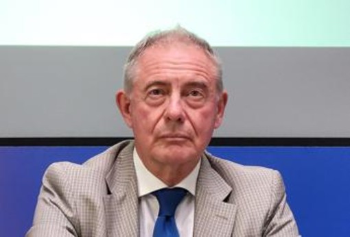 Mare, Urso: "Italia leader nella filiera underwater, suo valore 3,5 miliardi" Mare, Urso: "Italia leader nella filiera underwater, suo valore 3,5 miliardi"
